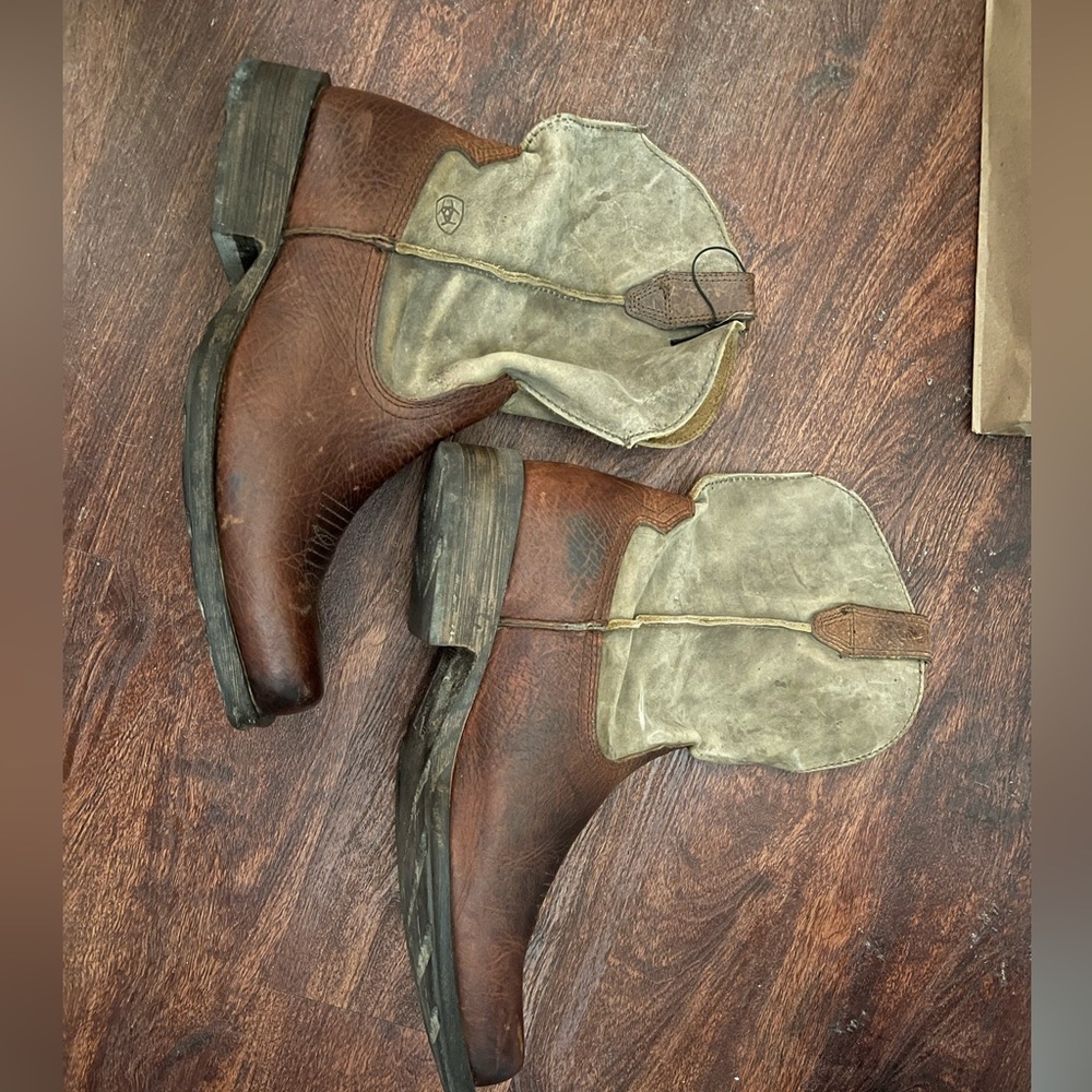 ARIAT MEN'S RAMBLER 11" WESTERN BOOTS